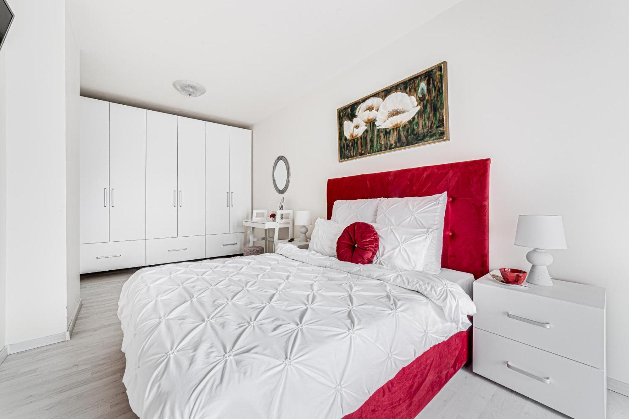 Ari - Ared Luxurious Apartments With Balcony & Free Parking أراد المظهر الخارجي الصورة
