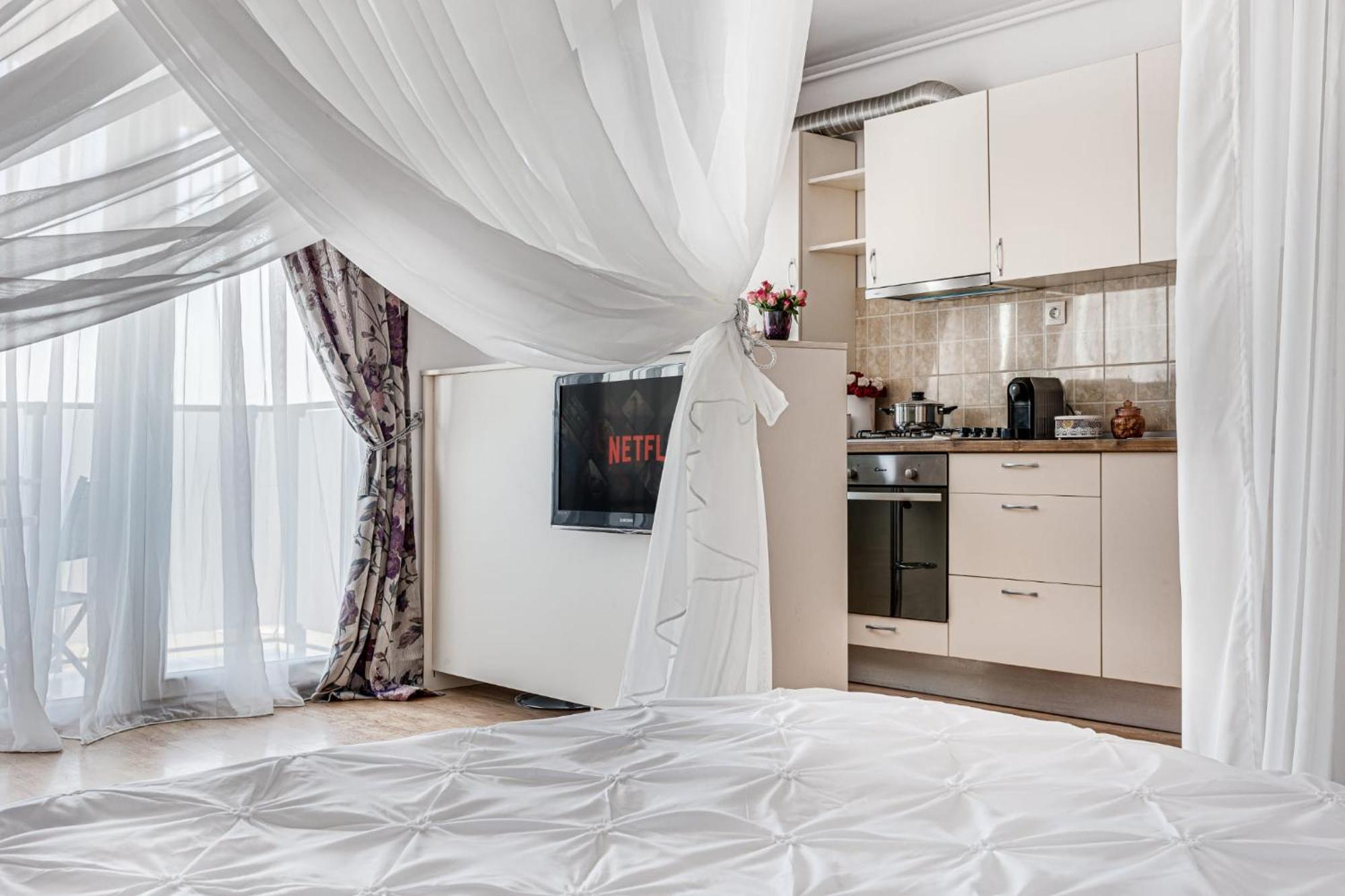 Ari - Ared Luxurious Apartments With Balcony & Free Parking أراد المظهر الخارجي الصورة